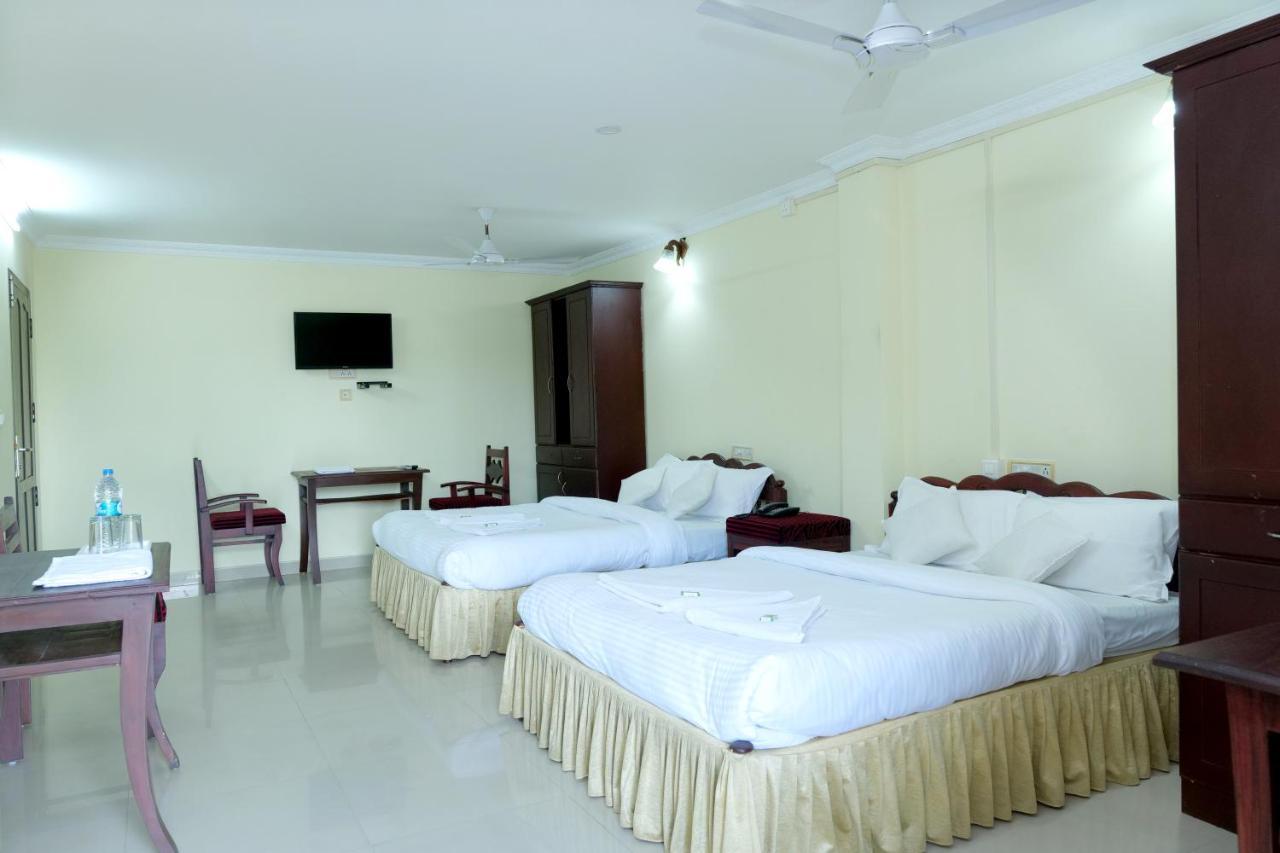 Alappuzha Hotel Lumiere מראה חיצוני תמונה